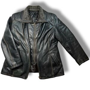 Vintage woman leather jacket with detachable lining XL